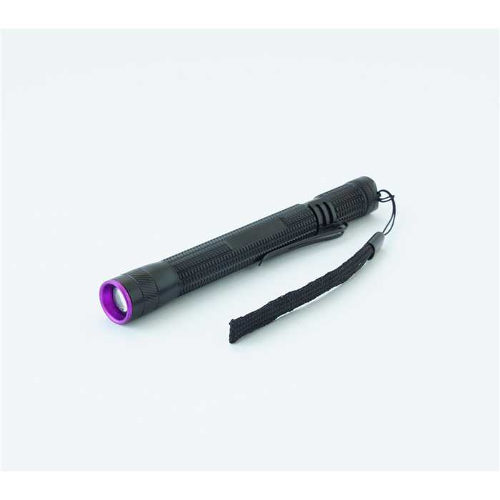 LAMPE UV ZOOMABLE